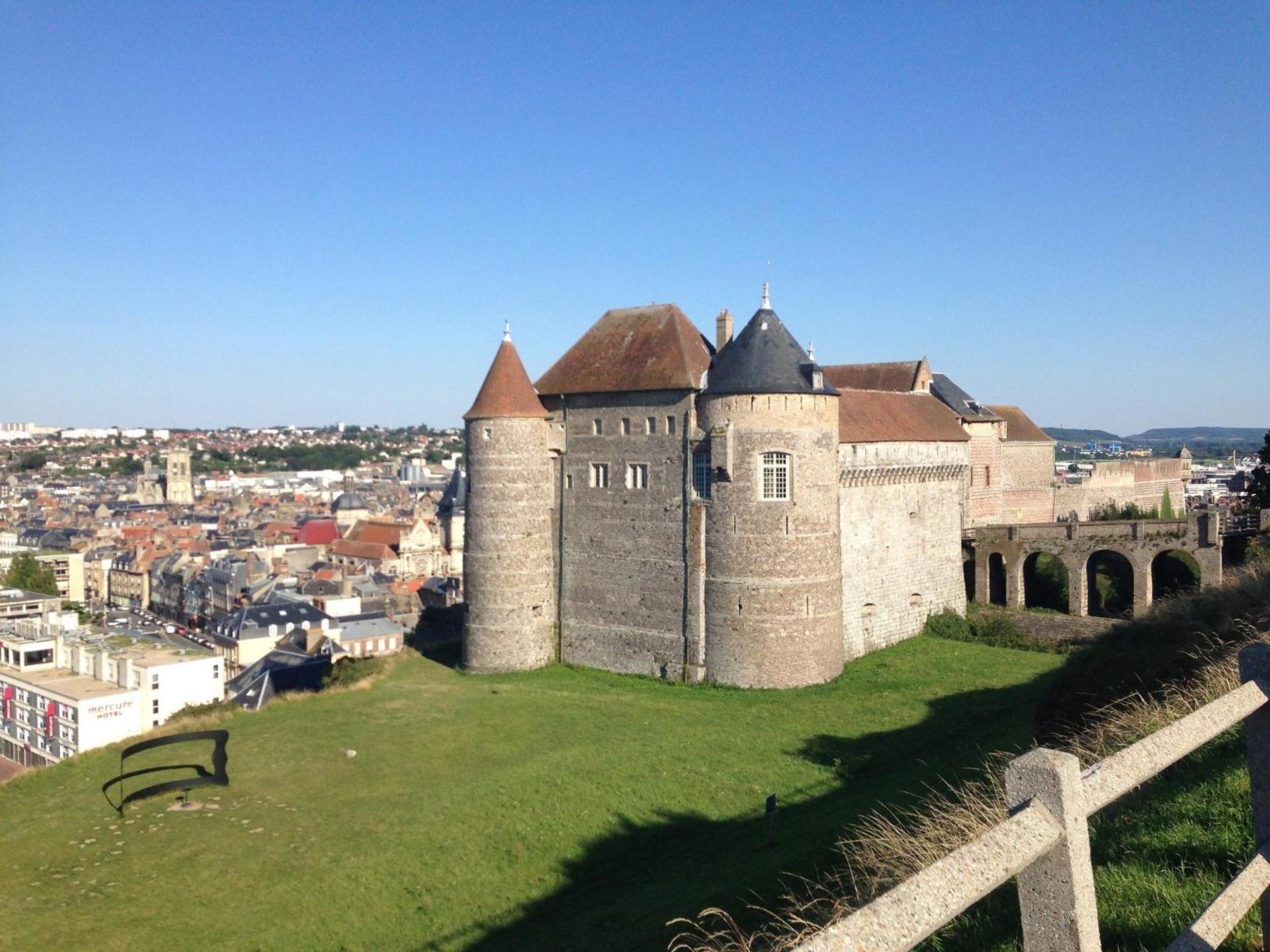Le Voilier Ensoleille - Proximite Plage & Gare - Confort & Tranquillit Dieppe Dış mekan fotoğraf